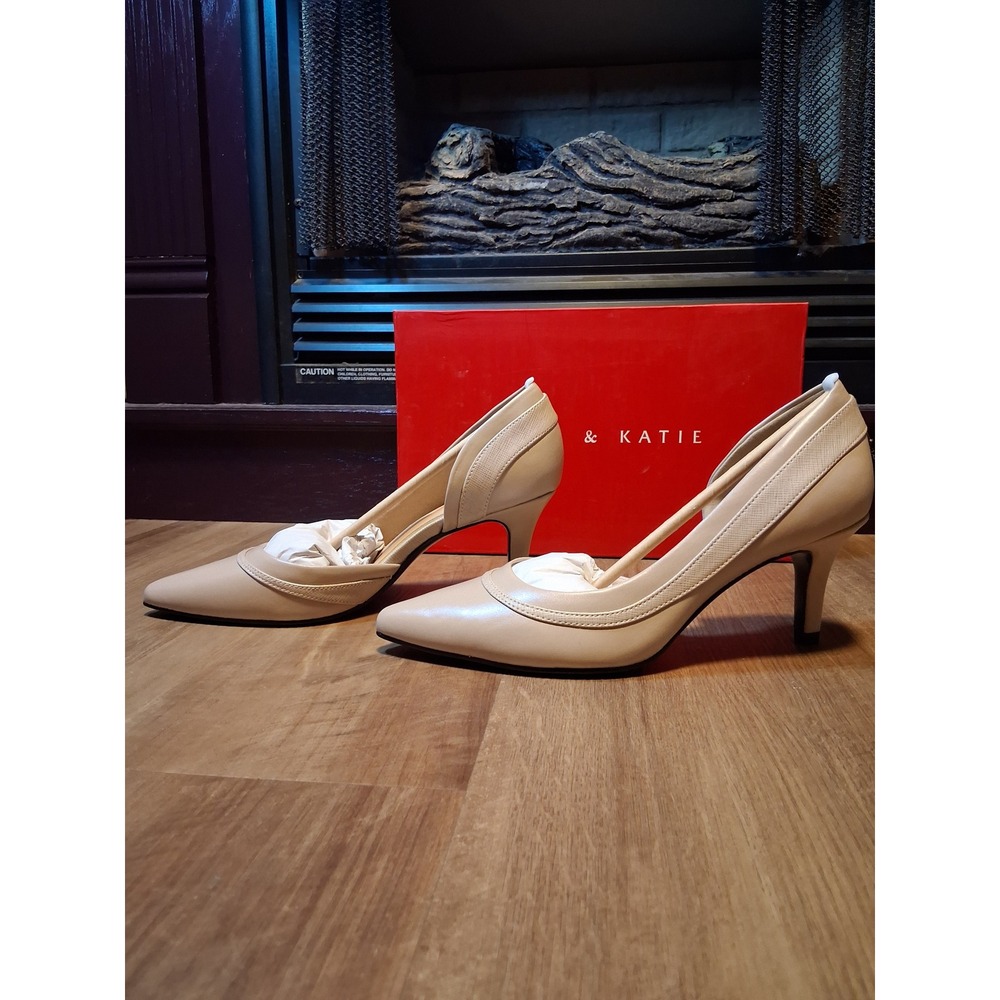 Kelly & Katie Shenna Taupe D Orsay Pointed Toe Kitten Heels Pumps 6.5M KK-SHENNA